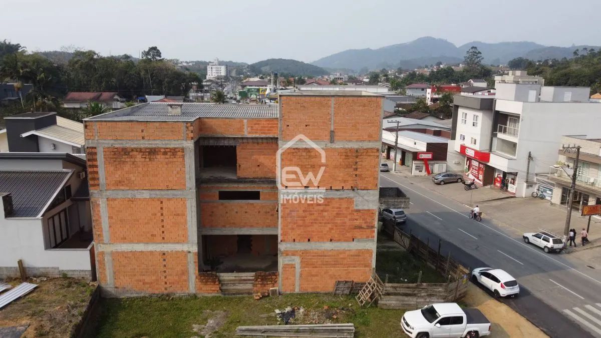 Prédio com 630m² em Massaranduba, SC - Foto 5