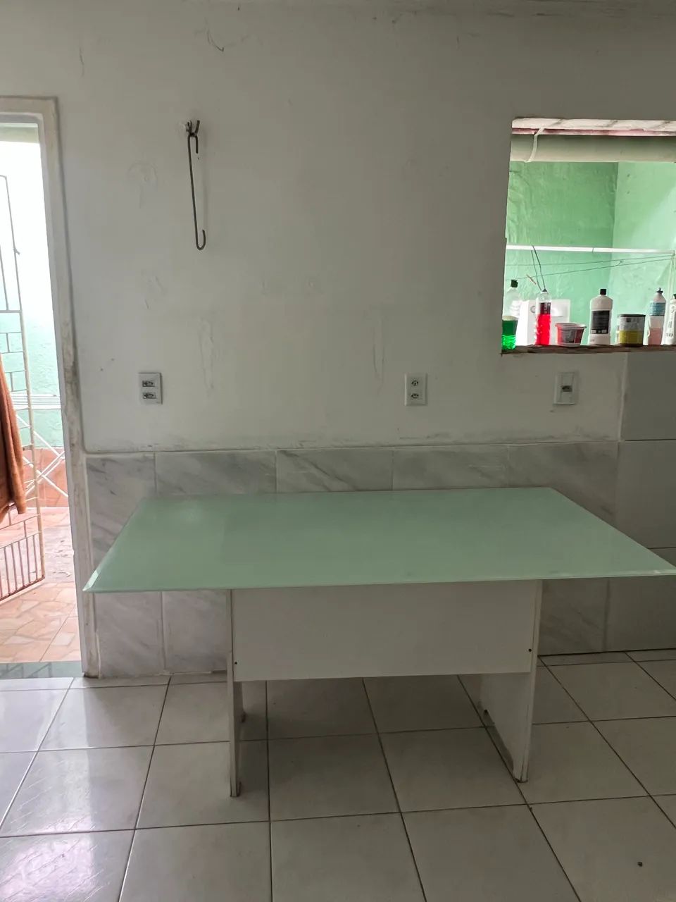 mesa com tampo de vidro temperado grosso - Foto 4