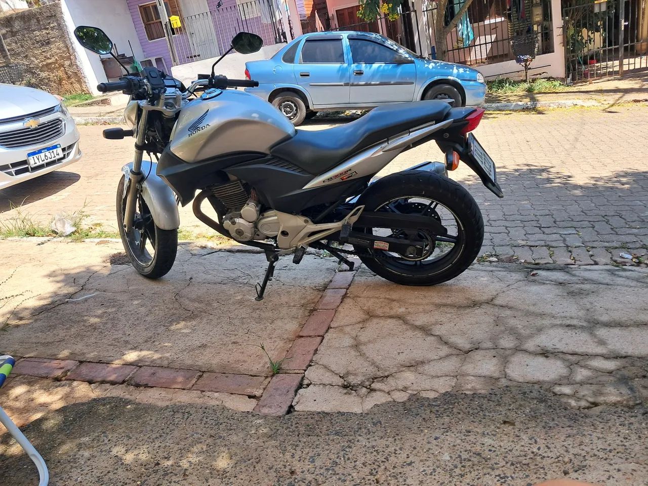 Moto inteira - Foto 2
