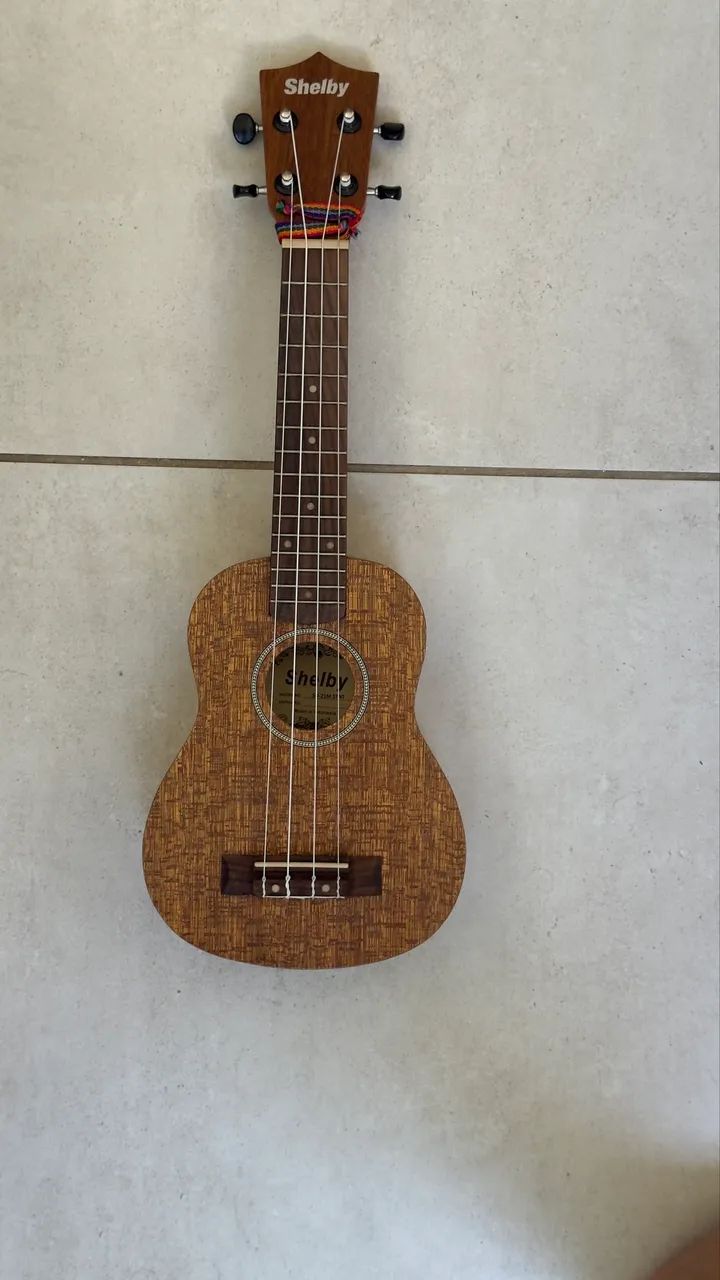 Ukulele Shelby