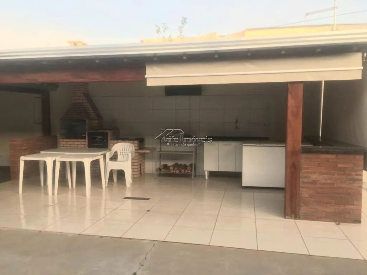 Casa Residencial e Comercial para locação e venda - Foto 2