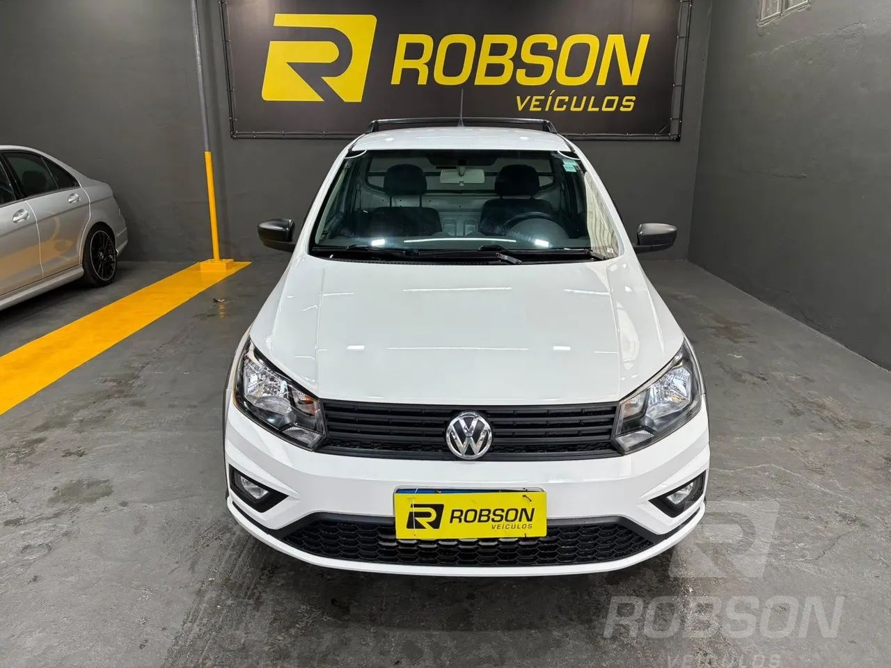 Volkswagen Saveiro Saveiro Robust 1.6 Total Flex 8V 2019