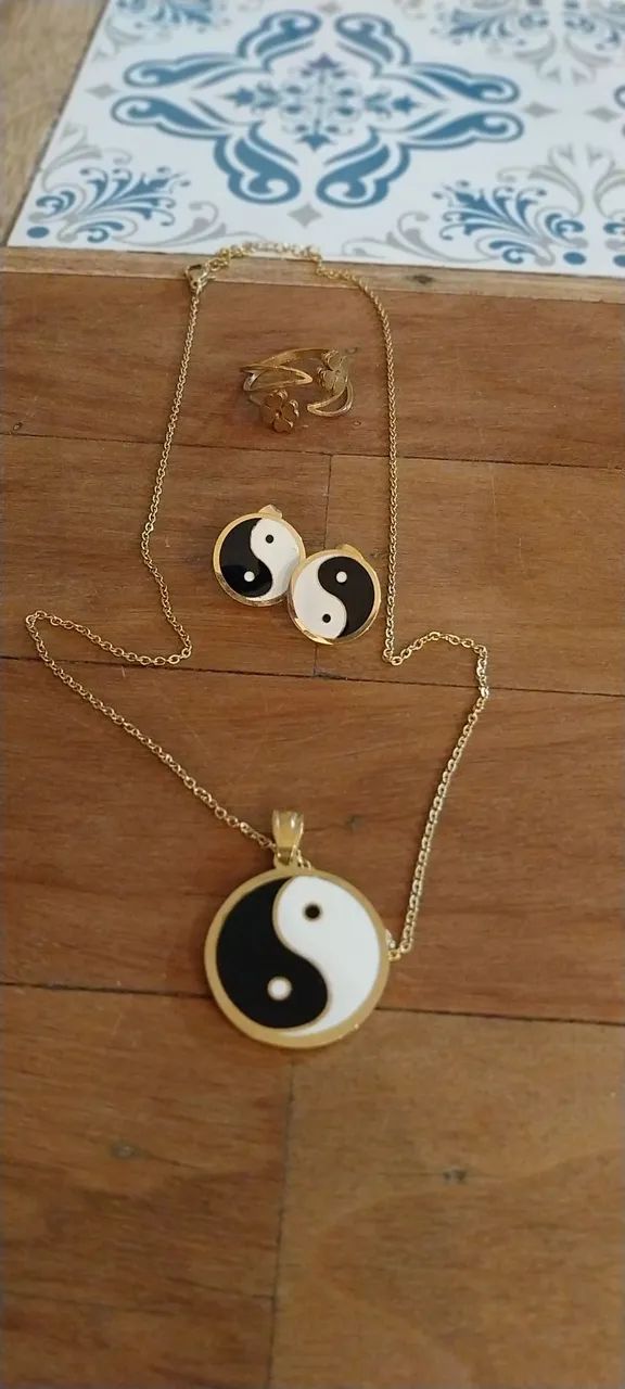 Conjunto bijou. Colar brinco. Mais uma anel - Foto 4