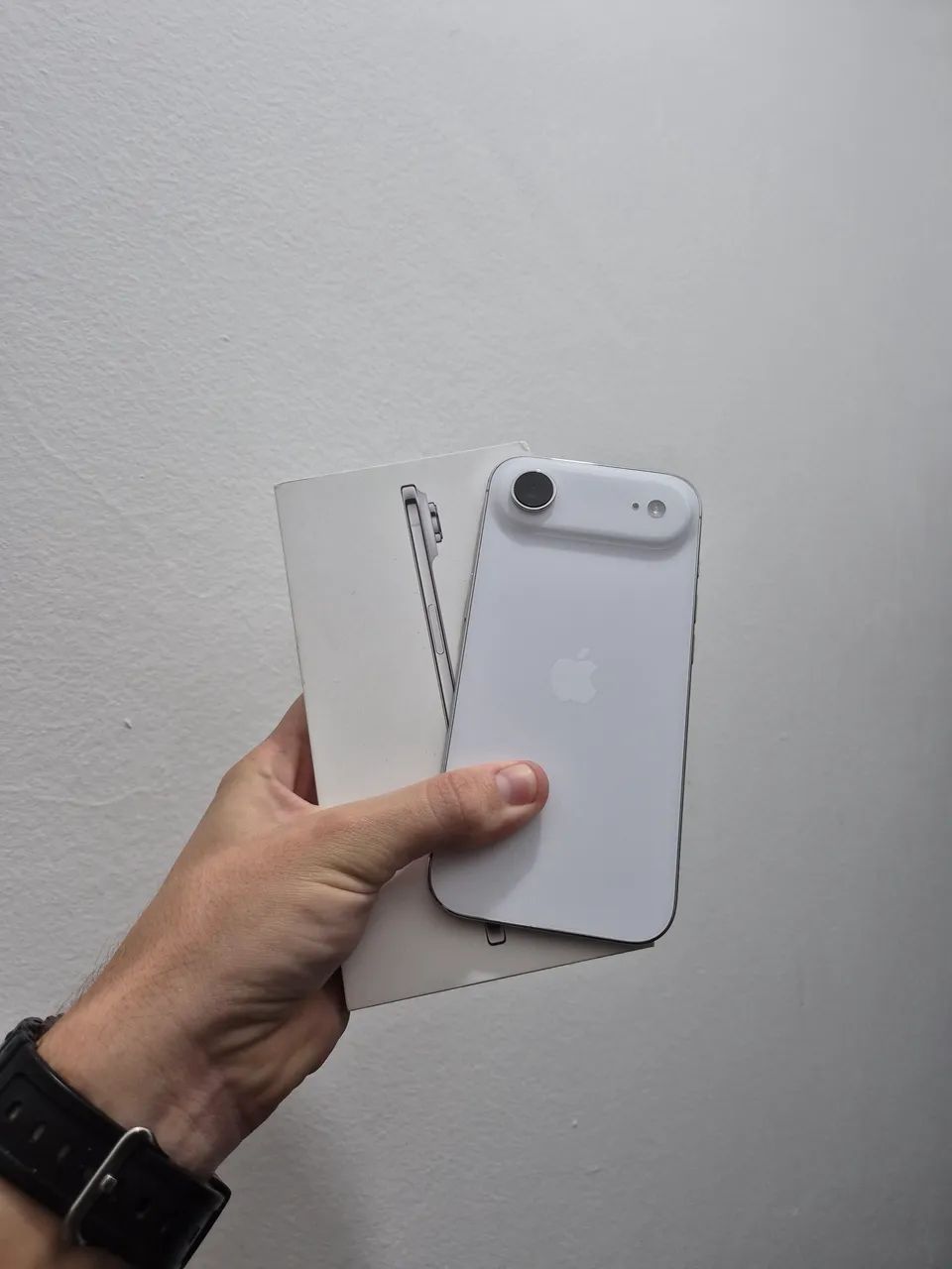 iPhone AIR 256GB (garantia até 09/26) - Celulares e Smartphones