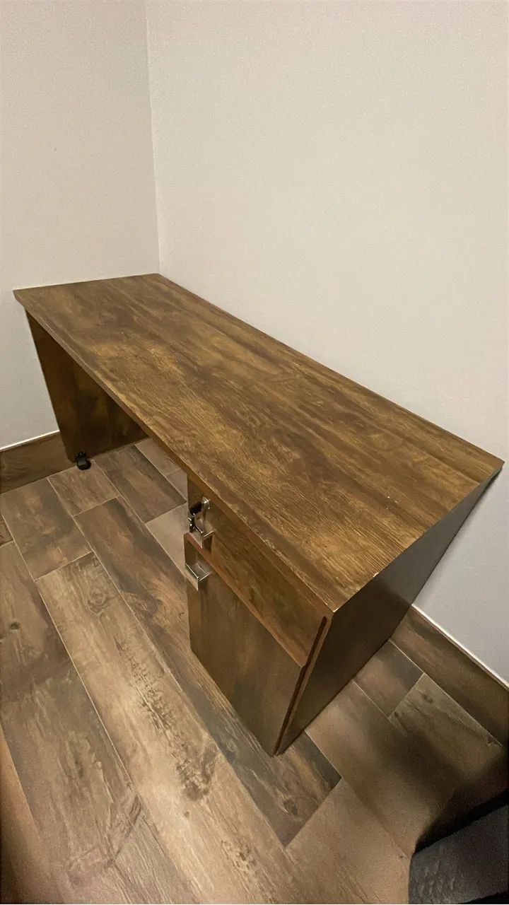 Mesa de escritório 