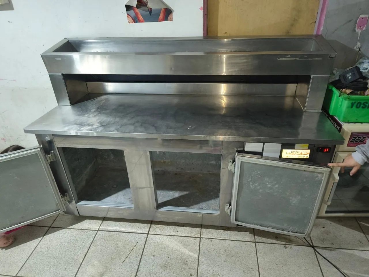Balcão refrigerado c/condimentadora e controladora digital ENTREGO 220v - Foto 5