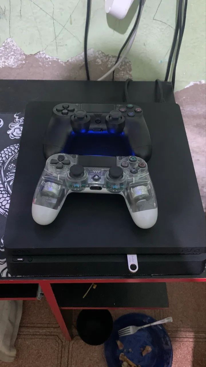 PS4 SLIM 1 TB DESBLOQUEADO C/JOGOS