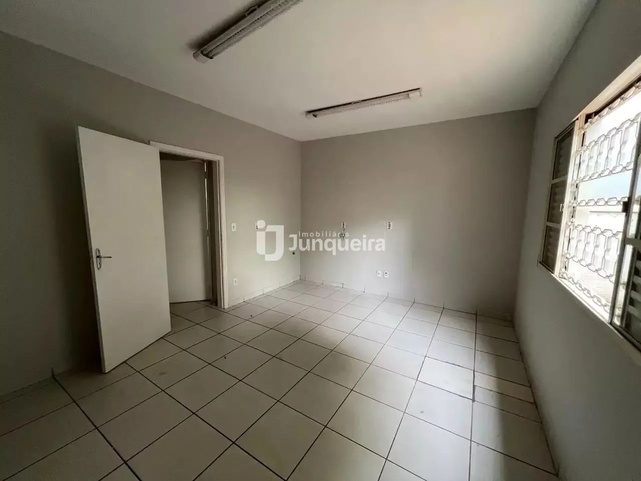 Sala Comercial para aluguel, 1 vaga, Centro - Rio das Pedras/SP - Foto 3