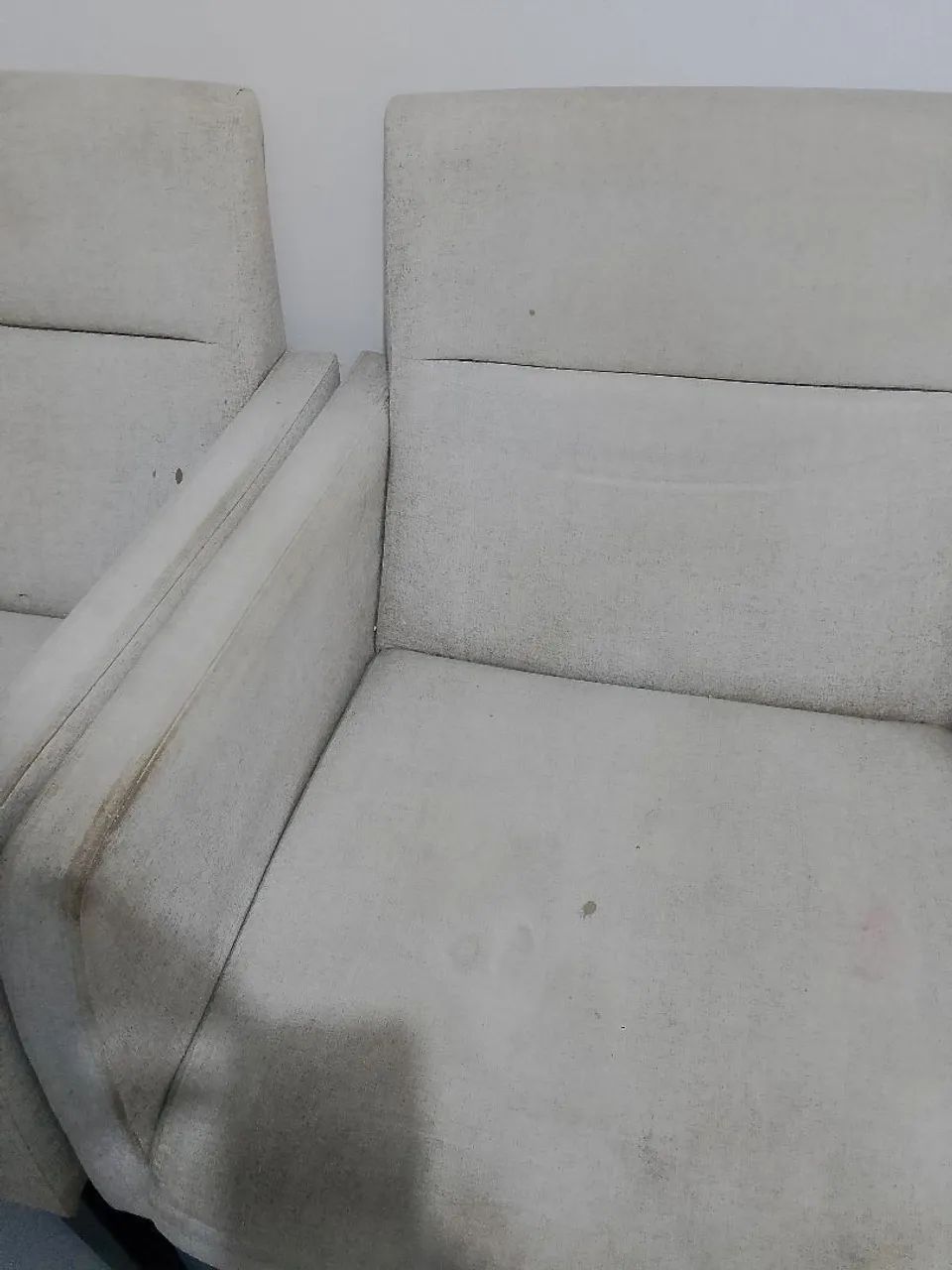 Duas poltronas em perfeitas condições  - Foto 4