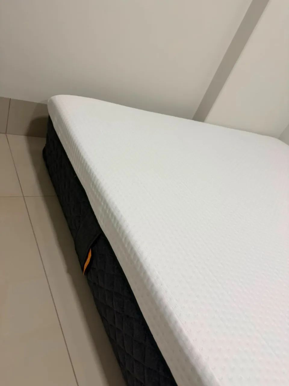 Colchão Emma Premium Hybrid II Queen