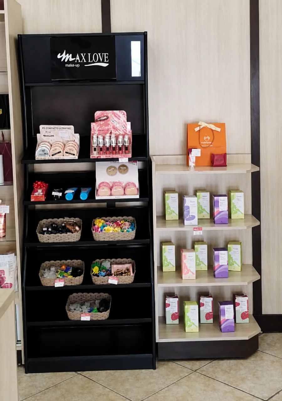 Vende-se móveis modulados para loja de produtos de beleza. - Foto 3