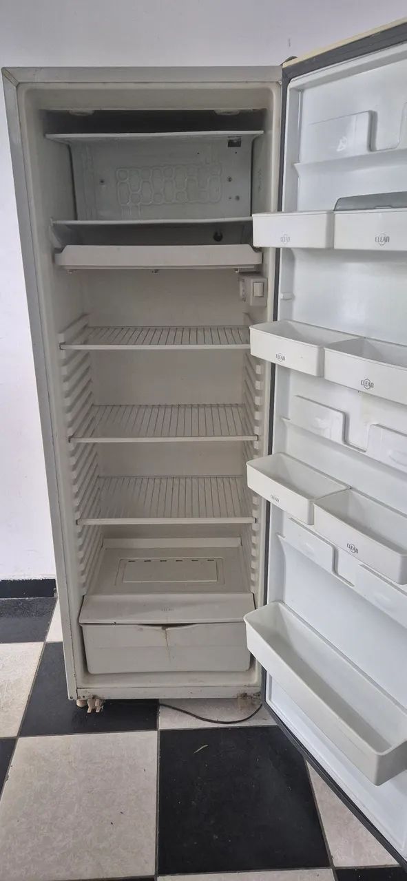 Geladeira Usada 220v