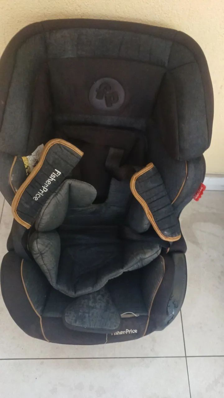 Vendo 02 cadeirinhas de carro