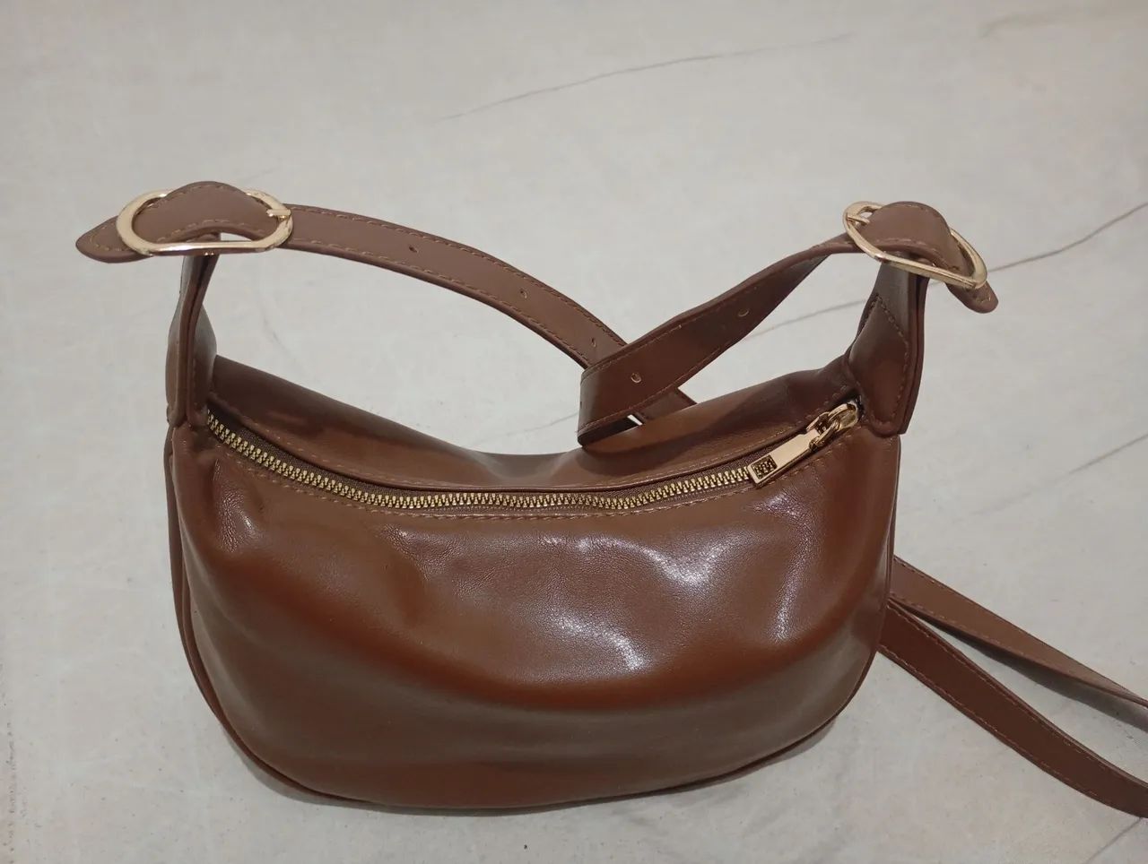 Vendo linda bolsa ?