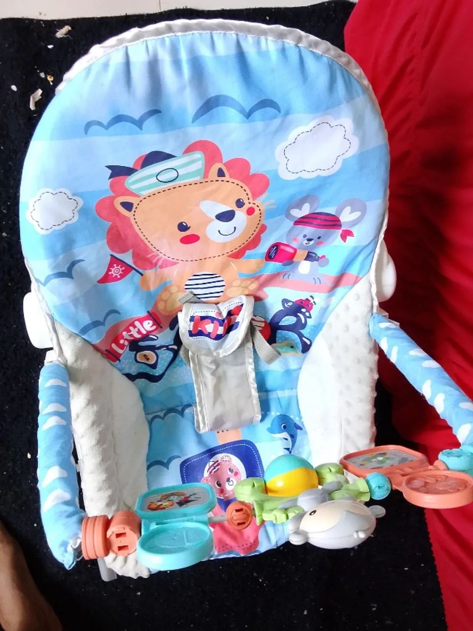 Cadeirinha de bebê vibra e canta  balanço  - Foto 5