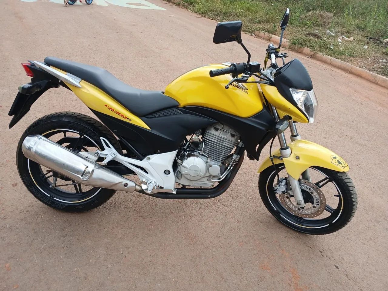 Vendo cb300 em Dias . - Foto 2