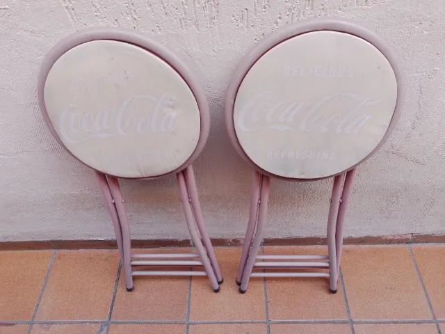Banquetas em Ferro dobráveis Coca Cola  - Foto 2
