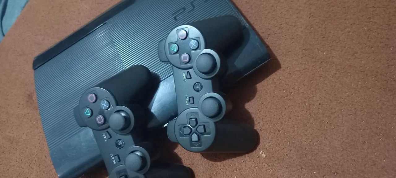 Ps3 desbloqueado com 2 controles Só venda