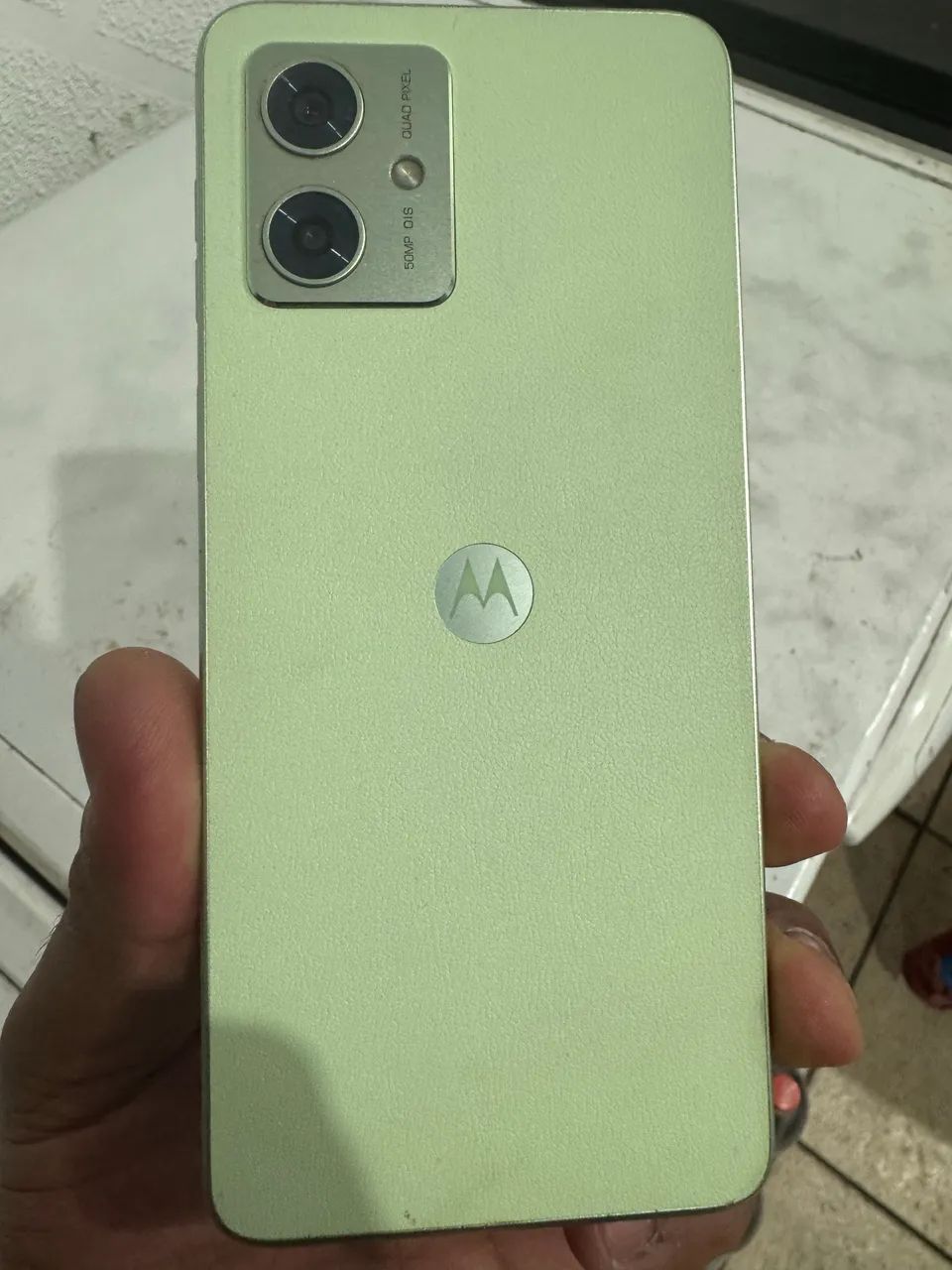 Celular moto G54 semi novo