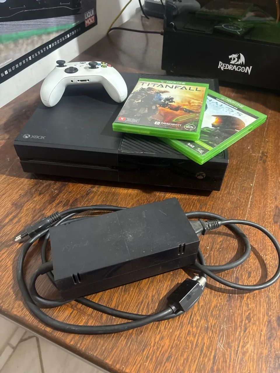 XBOX ONE FAT 500 GB + 2 JOGOS