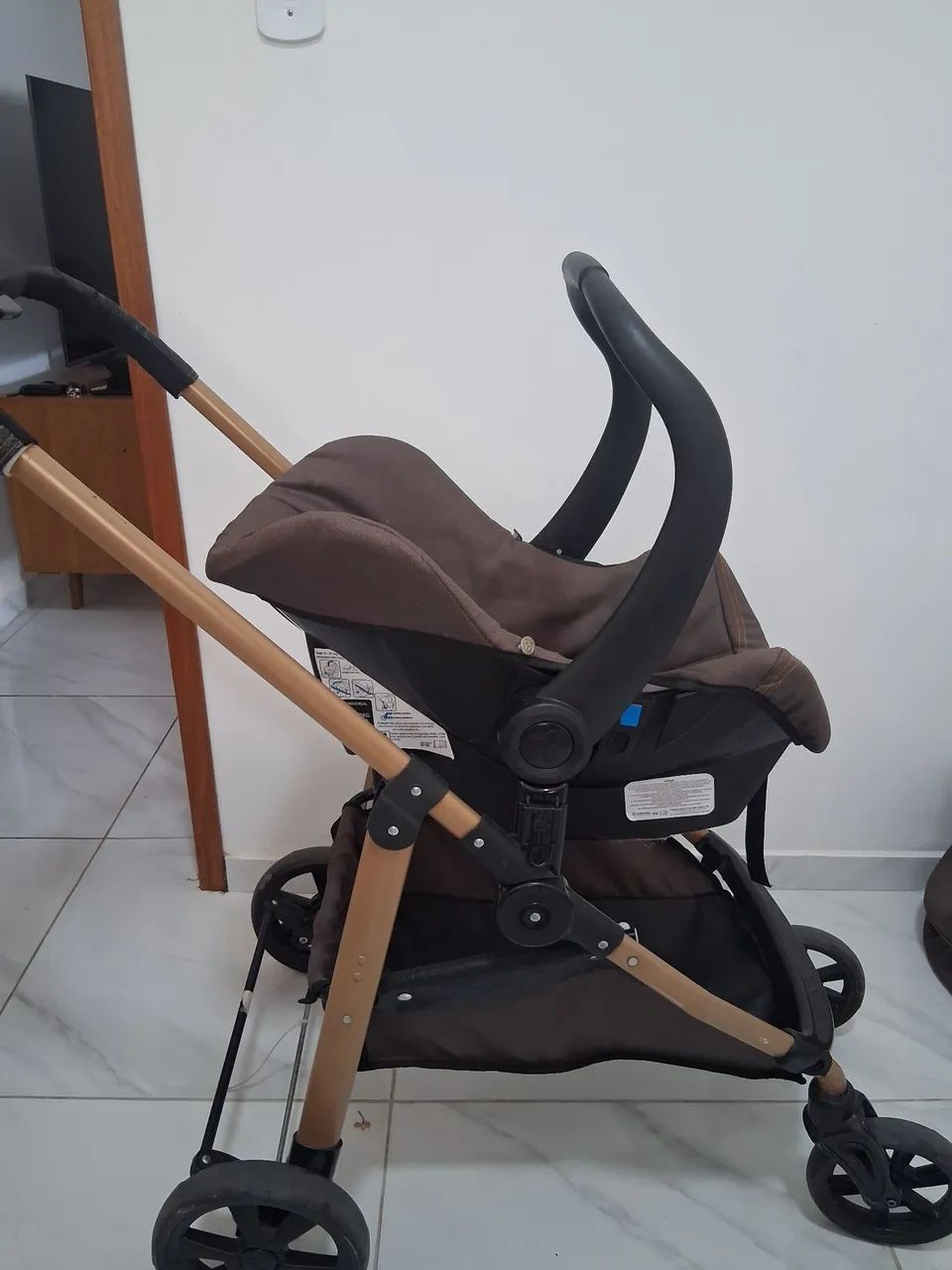 Carrinho de bebê tipo moisés Galzerano - Foto 4
