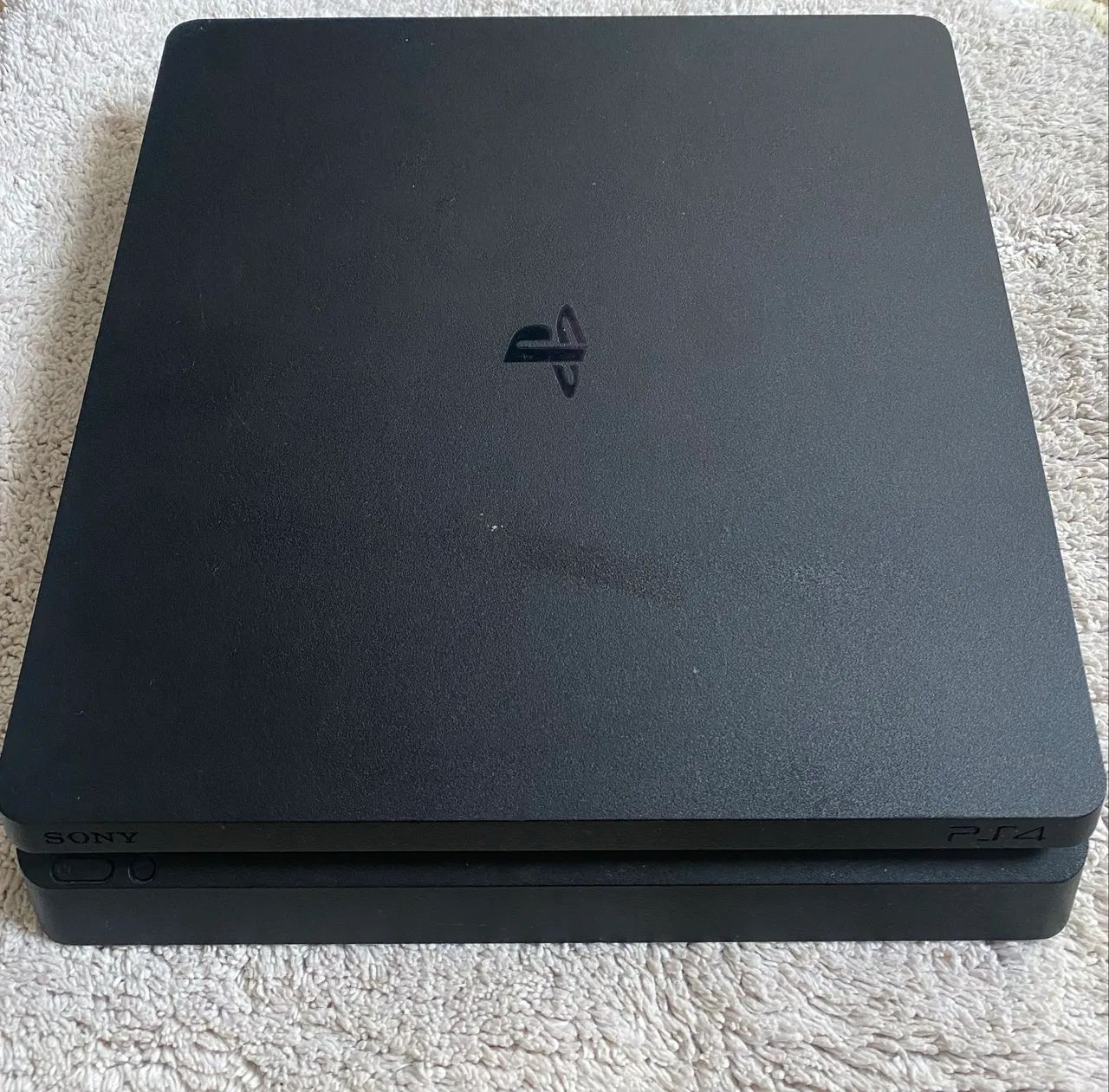 PS4 slim 1TB