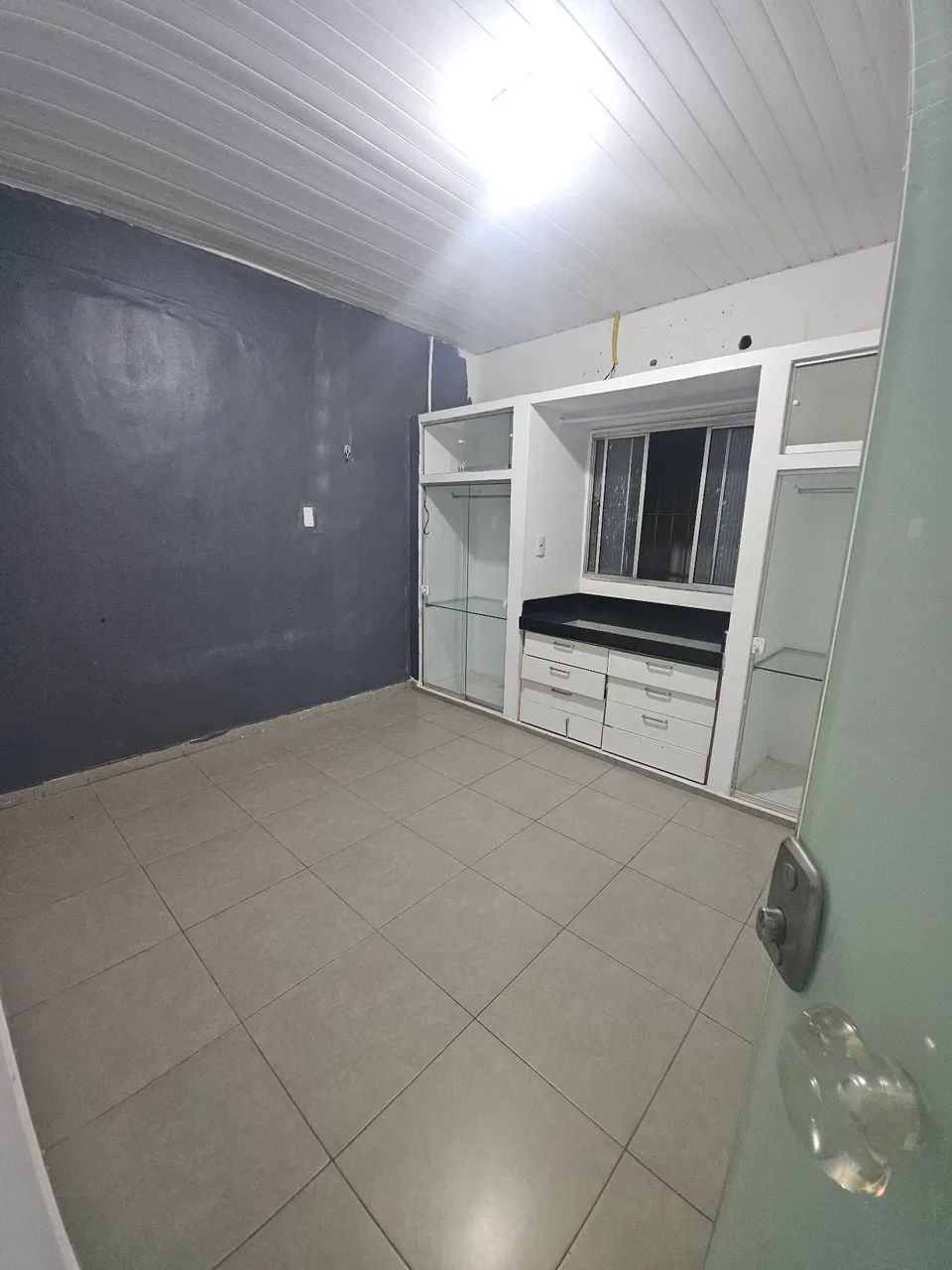 Casa estilo ap semi mobiliado 