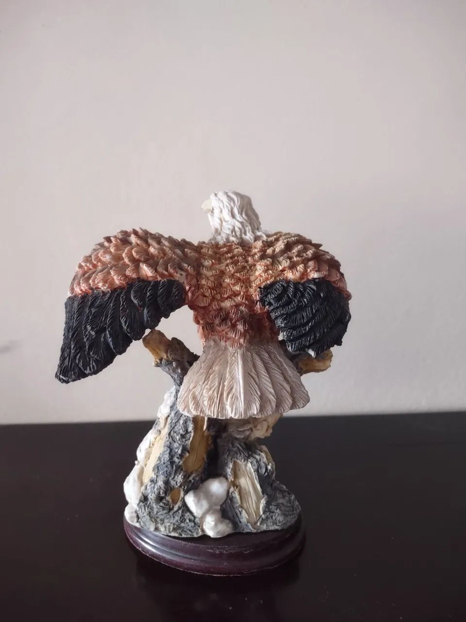 Escultura  belíssima de águia  - Foto 4