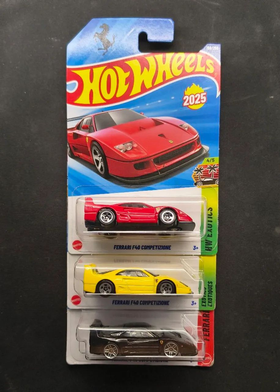 Trio Ferrari F40 Competizione Hotwheels 1:64 vermelha, amarela e
