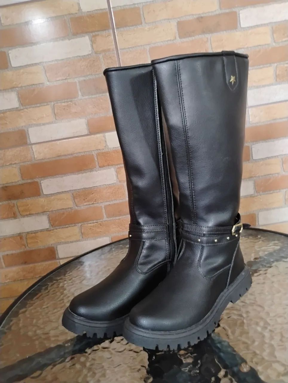 Bota Cano Longo número 33 
