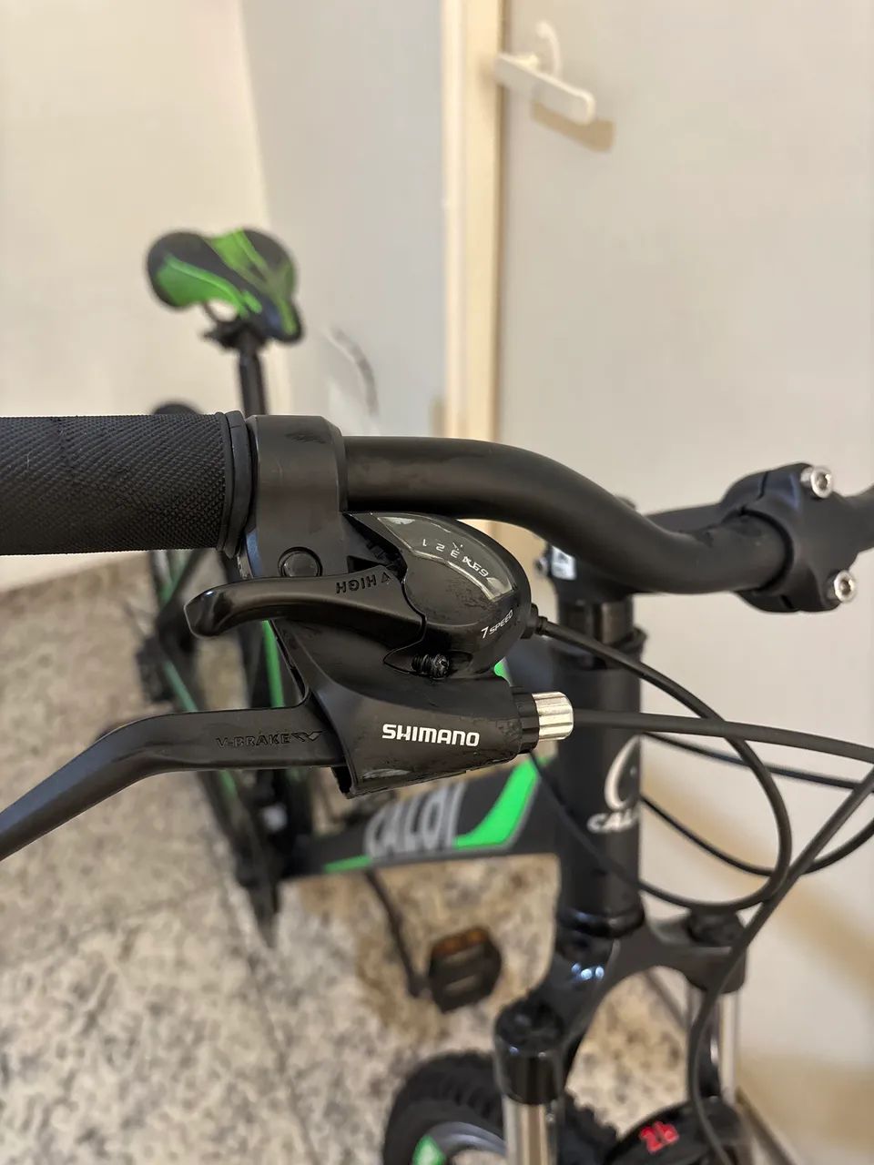 Bicicleta CALOI HTX Verde aro 26 - Foto 4