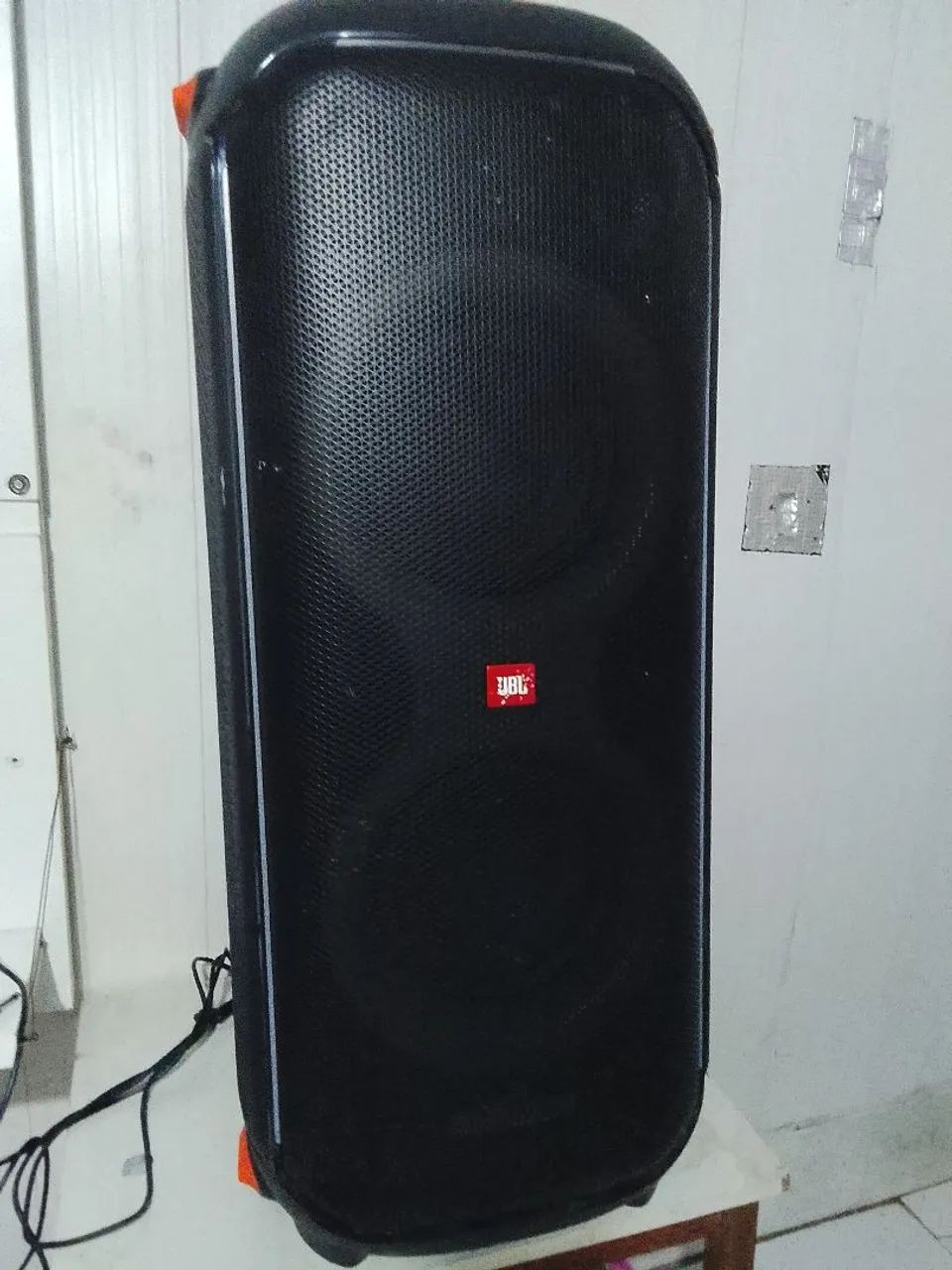 Caixa de som JBL 710 - Foto 2