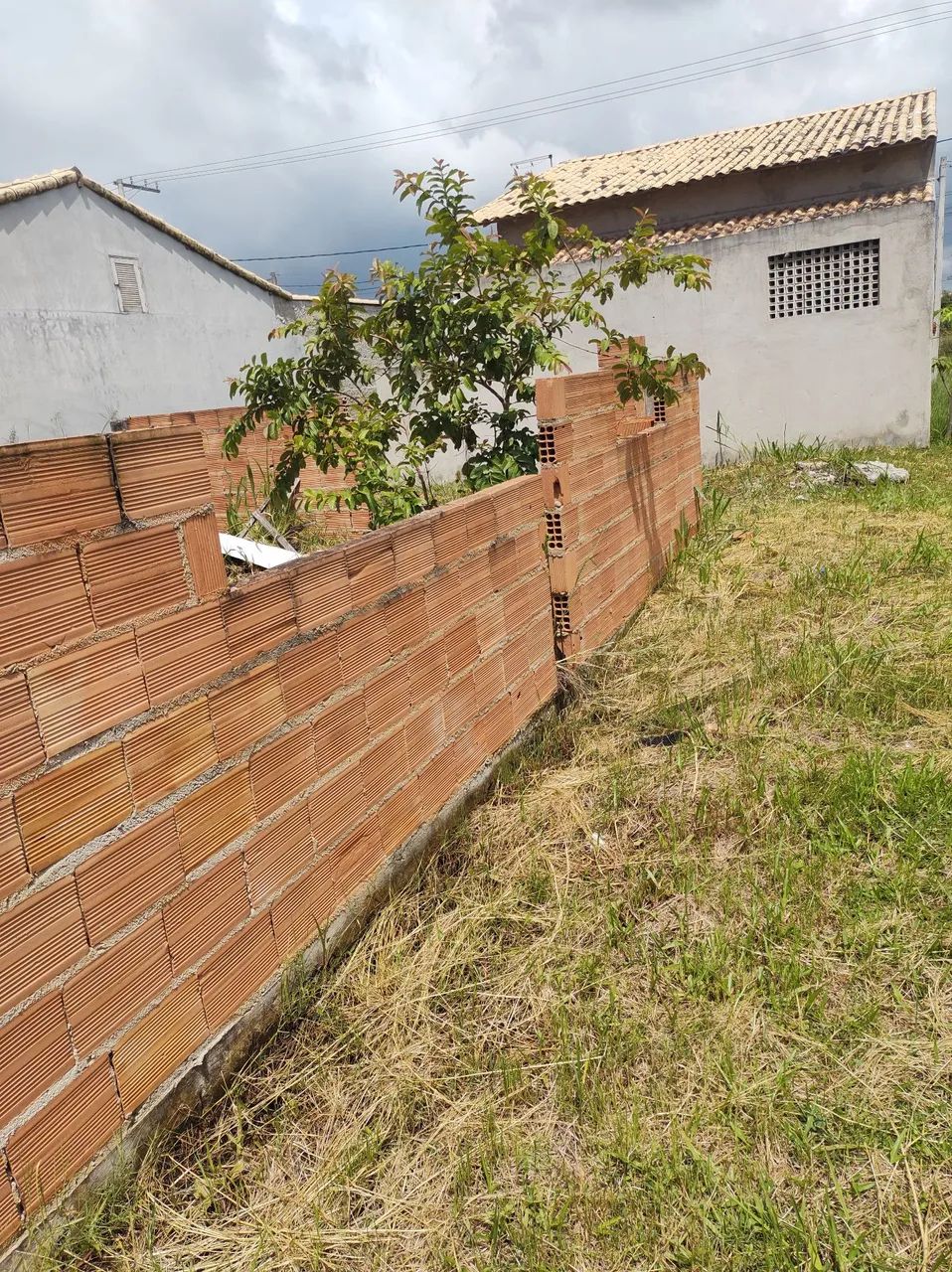 Terreno em construção 