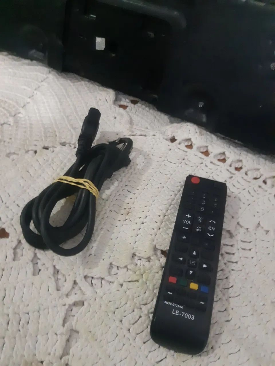 TV PLASMA SAMSUNG PL43F4000 - Foto 3