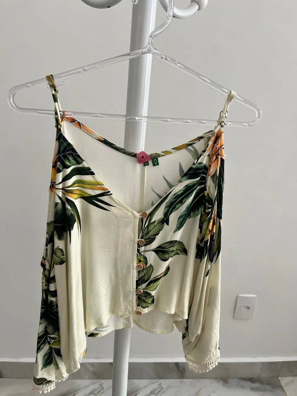 Blusa estampado ombro de fora - Farm