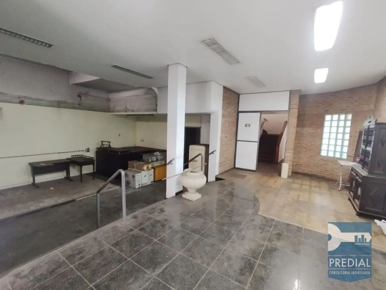 Salão Comercial e Casa com 5 quartos para Locação Centro, São Carlos - Foto 3