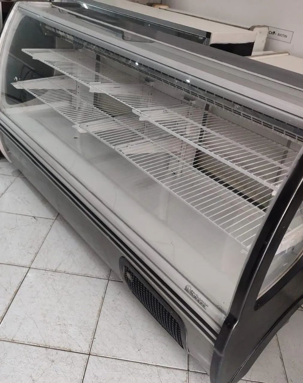 Balcão expositor refrigerado Frost Free  - Foto 2