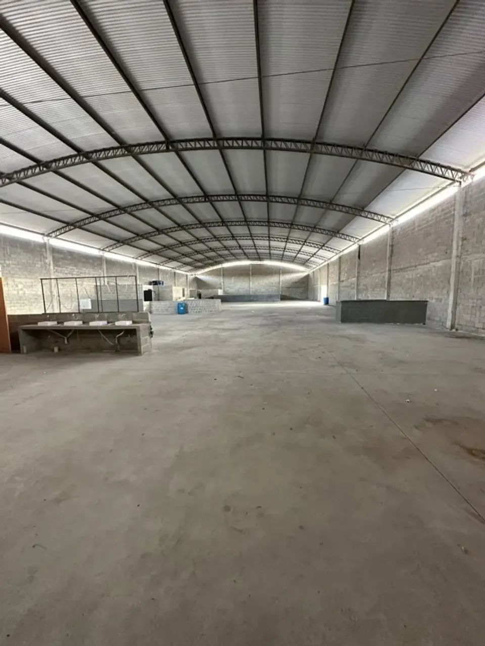 GALPÃO 1.680 M²  TERRENO 2.100 M²  RUA SÃO BARTOLOMEU - Foto 2