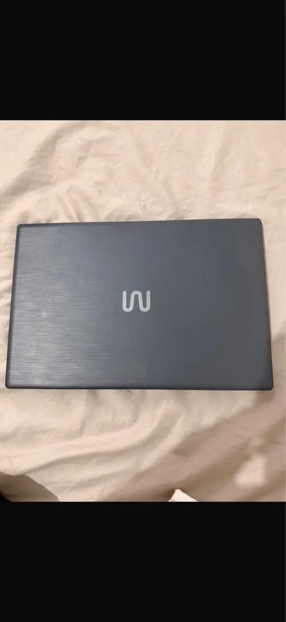 Notebook semi novo