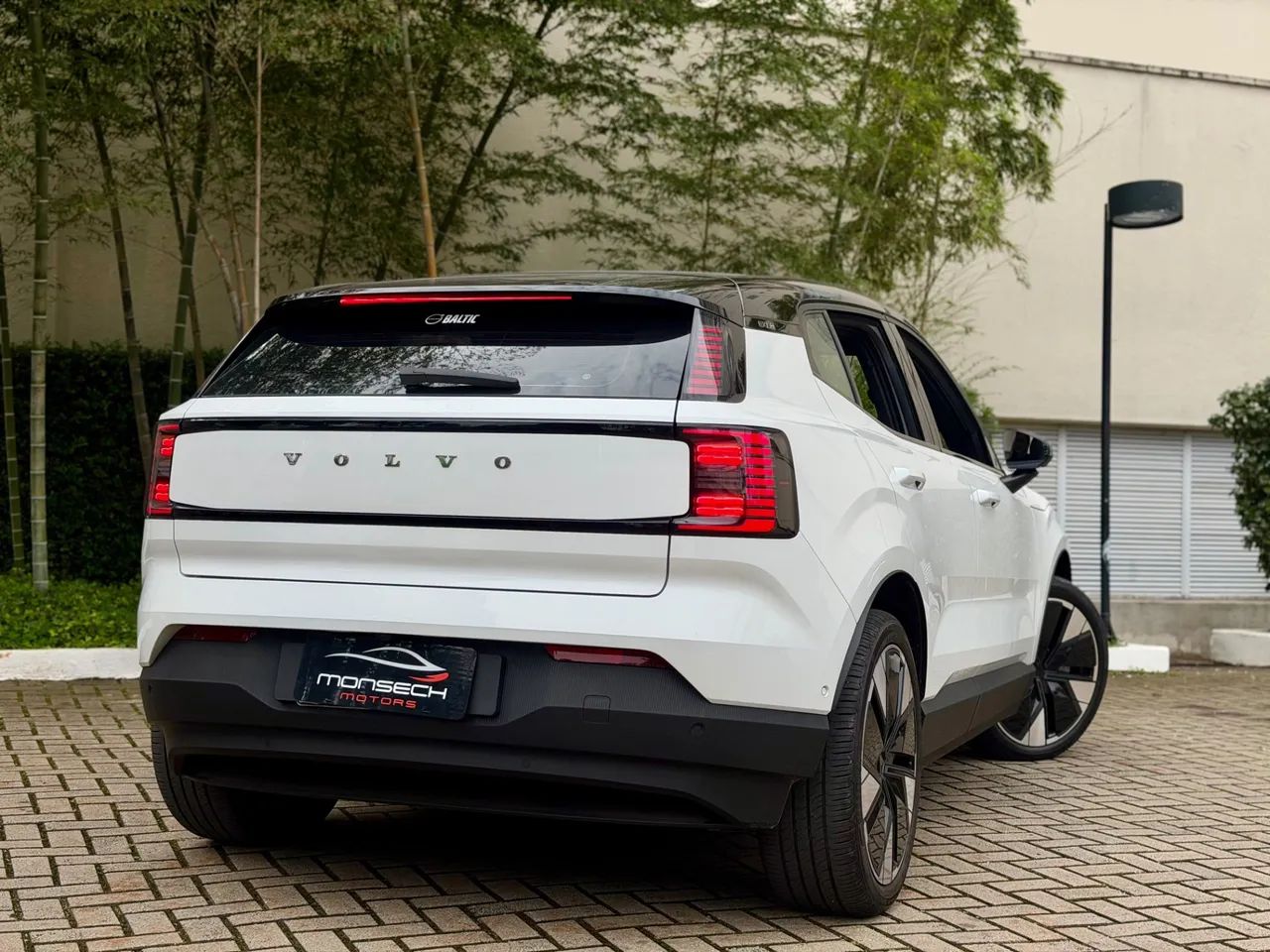 Volvo EX30 E60 Ultra (elétrico) 2024 - Foto 4
