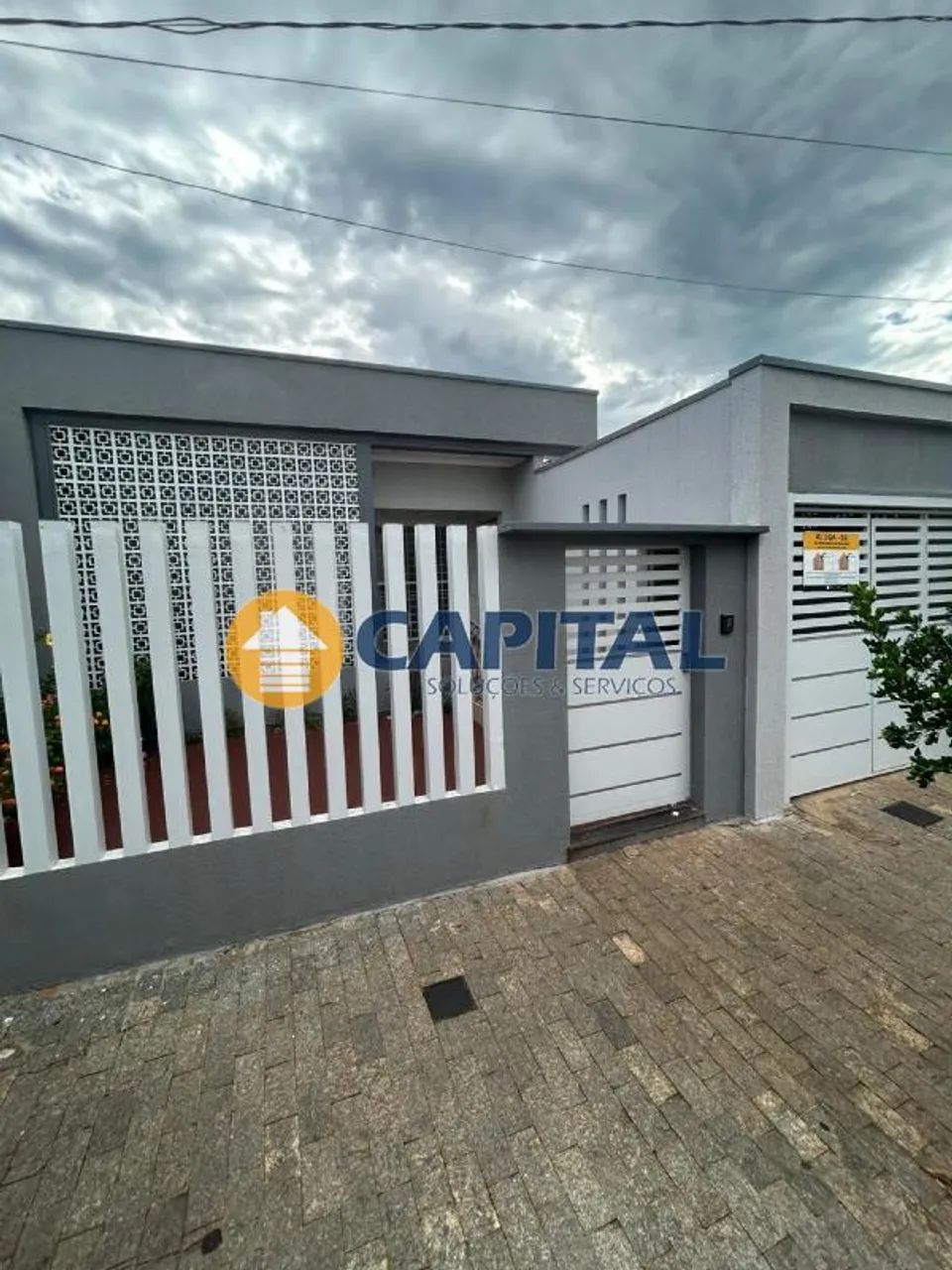 Casa para aluguel no bairro Centro, em Nerópolis/GO - Foto 2