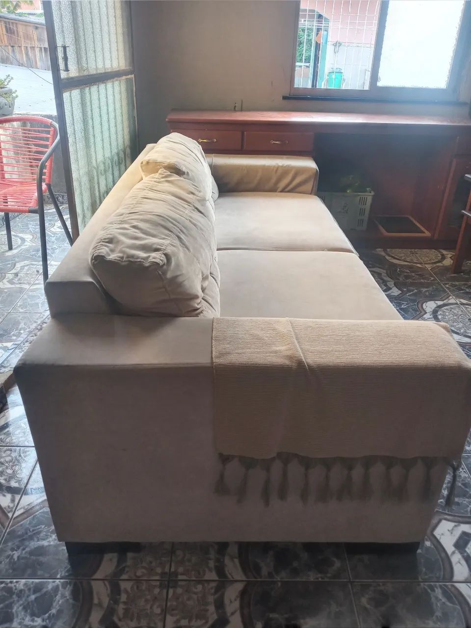 SOFA BEGE DOIS LUGARES  - Foto 3