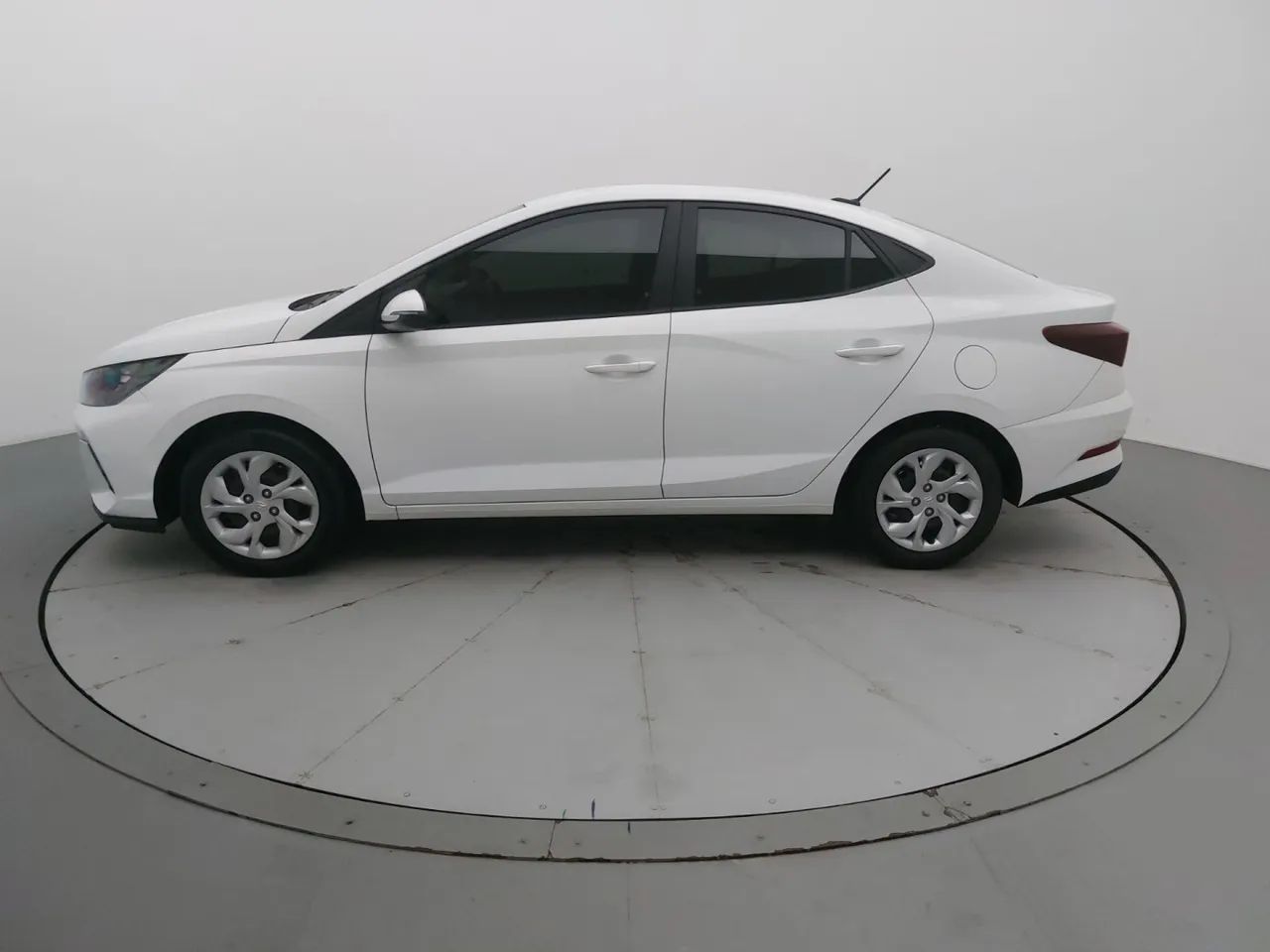 Hyundai HB20S Comfort Plus 1.0 TB Flex 12V Mec., foto 2 de 18