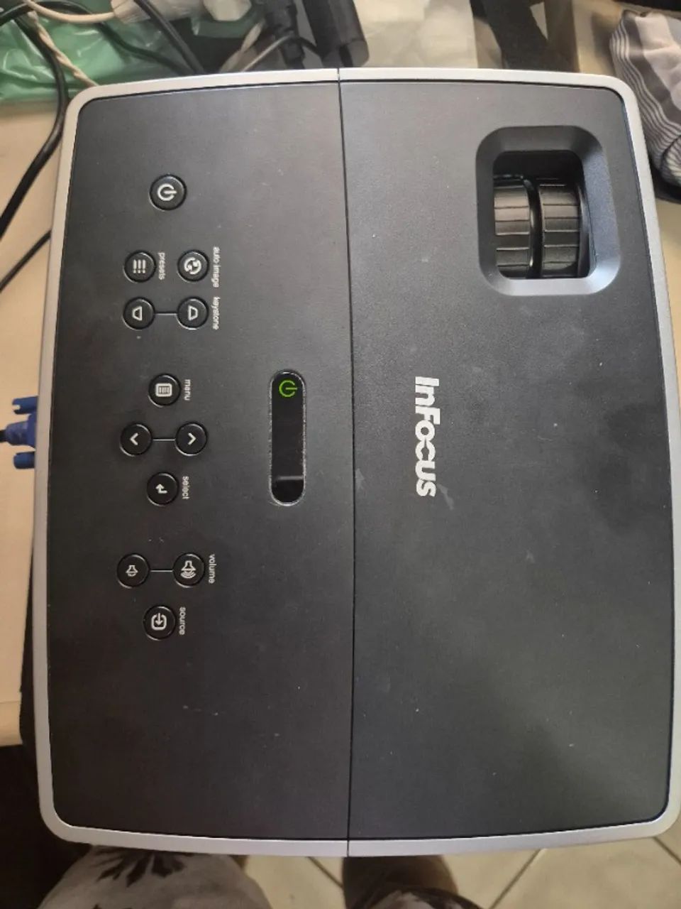 Projetor de dados DLP desktop multimídia modelo InFocus IN2104EP - Foto 4