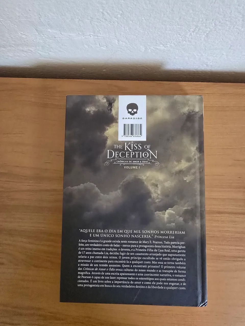 The Kiss of Deception - Mary E. Pearson - Foto 5