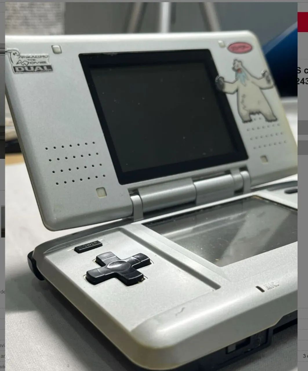 Console Nintendo Ds com carregador 