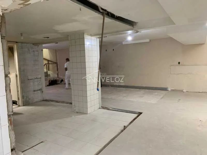 Loja : / Comercial / Leblon