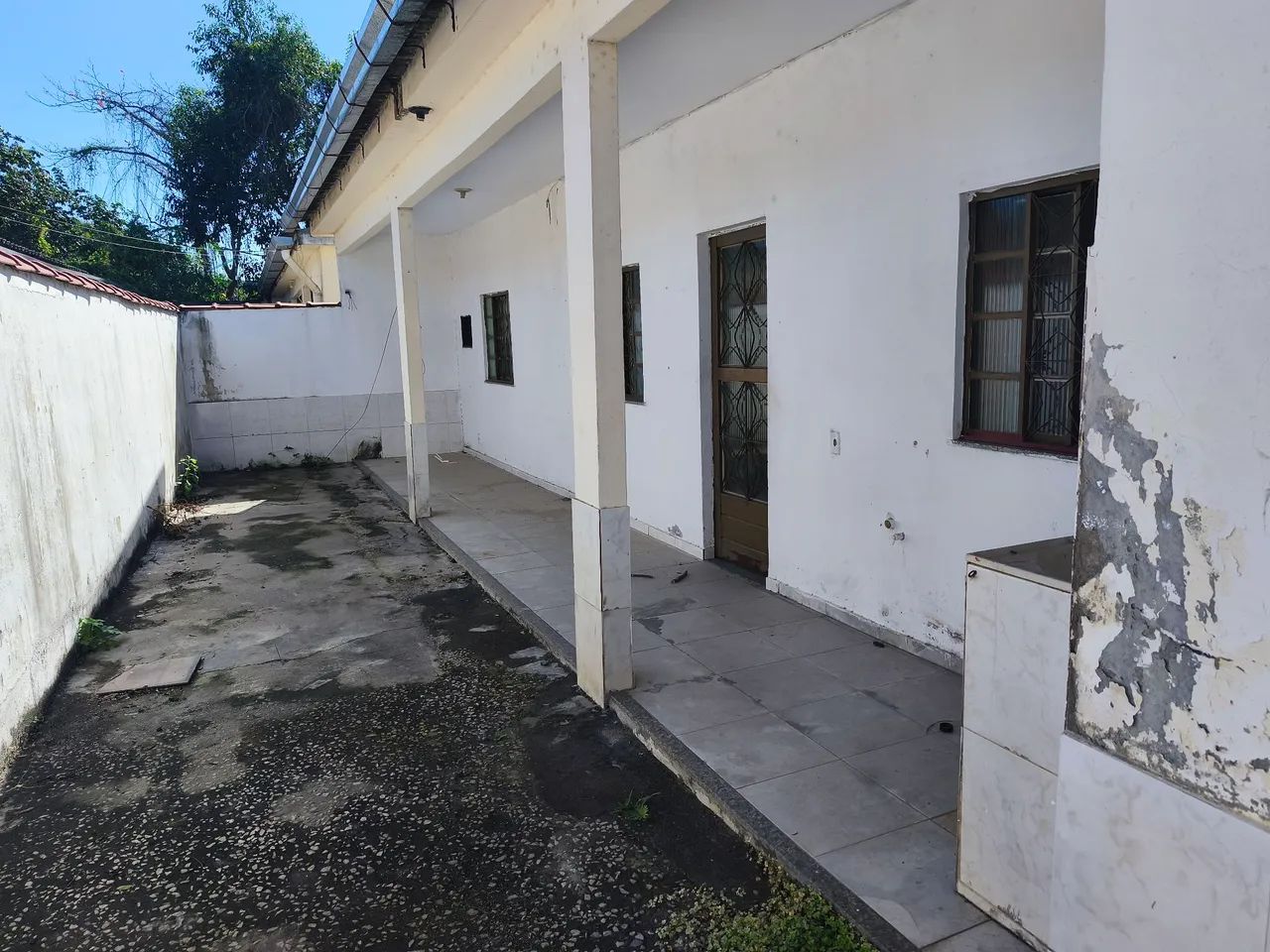 Vendo Vila com 4 Casas em Queimados próximo ao Centro
