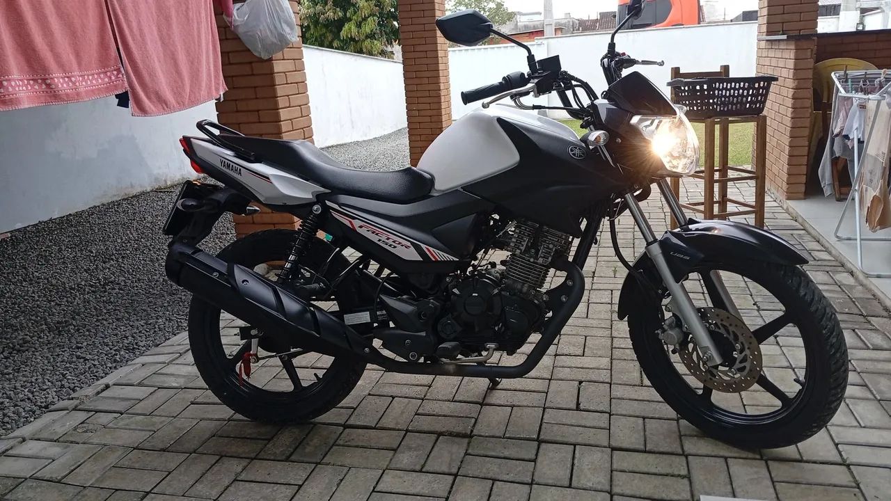 Moto nova