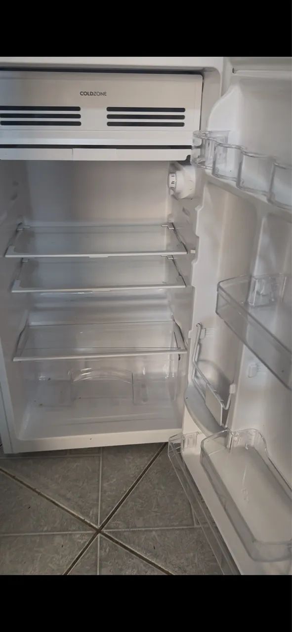  Frigobar Electrolux 90L Branco Efficient EM90 - Foto 2